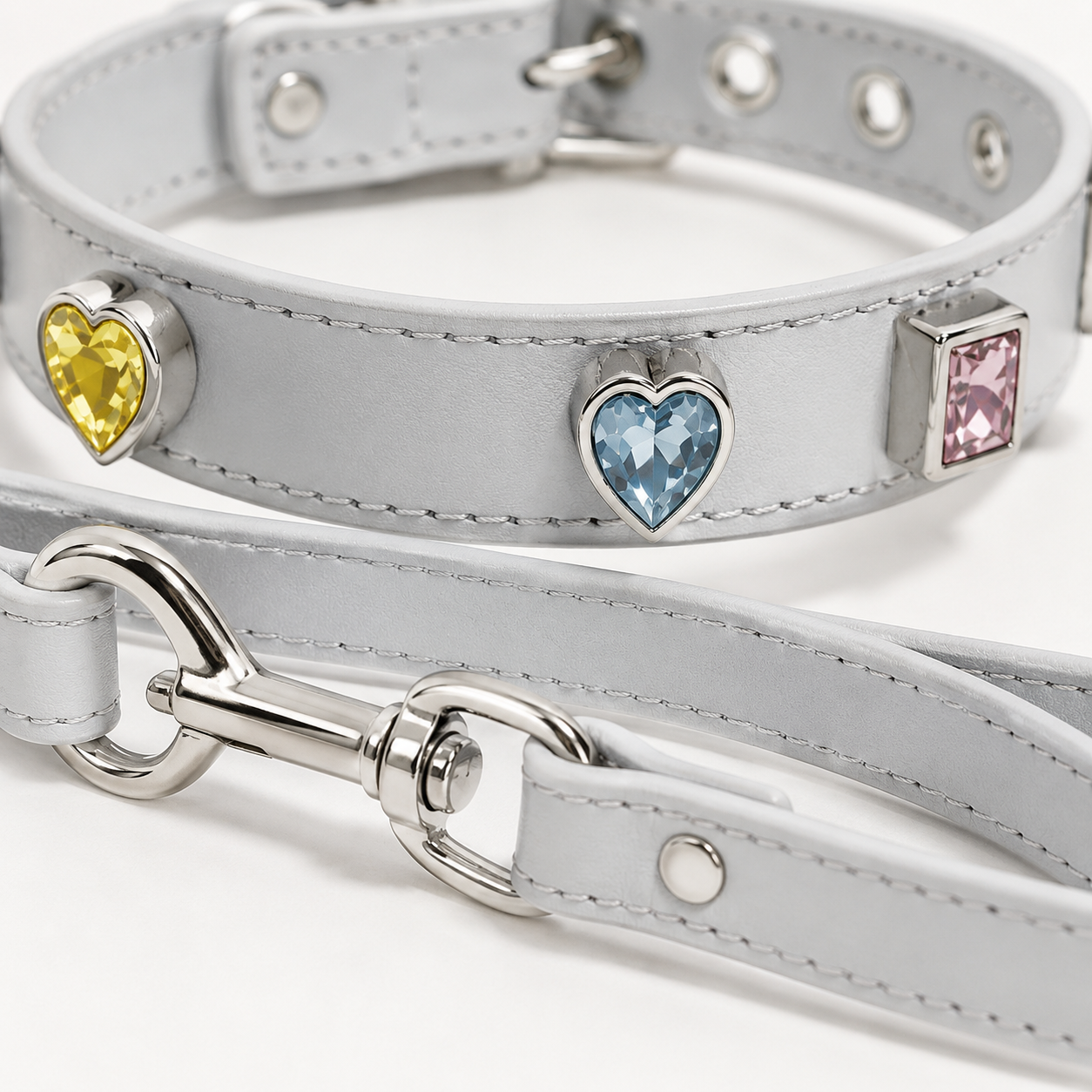 π€ Luxury Pet Leash | Soft Leather Finish | Daily Walks | Pet Lover Gift | Crystal Heart Details