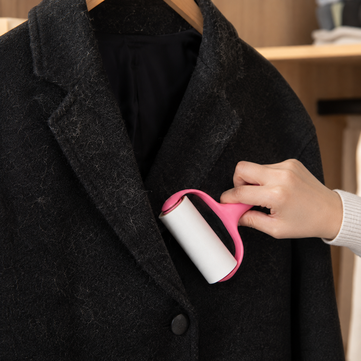 🌸 Pet Hair Remover Roller | Pink ABS Handle | Quick Fur Cleaning Tool | Cat & Dog Care Essential | Reusable Cleaning Design