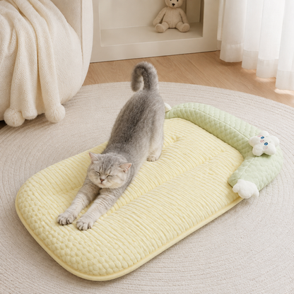💛 Cozy Pet Mat | Plush Padded Comfort | Home Lounging | Pet Lover Gift | Adorable Star Detail